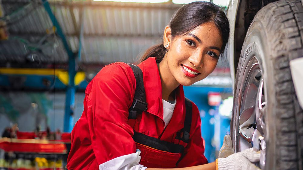 Tips Memilih Ban Mobil yang Tepat untuk Kendaraan Anda Tips Memilih Ban Mobil yang Tepat untuk Kendaraan Anda